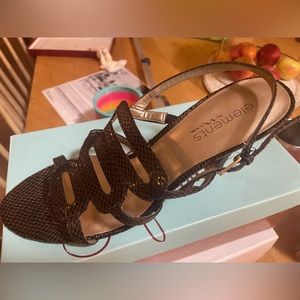 Elements by Nina heel